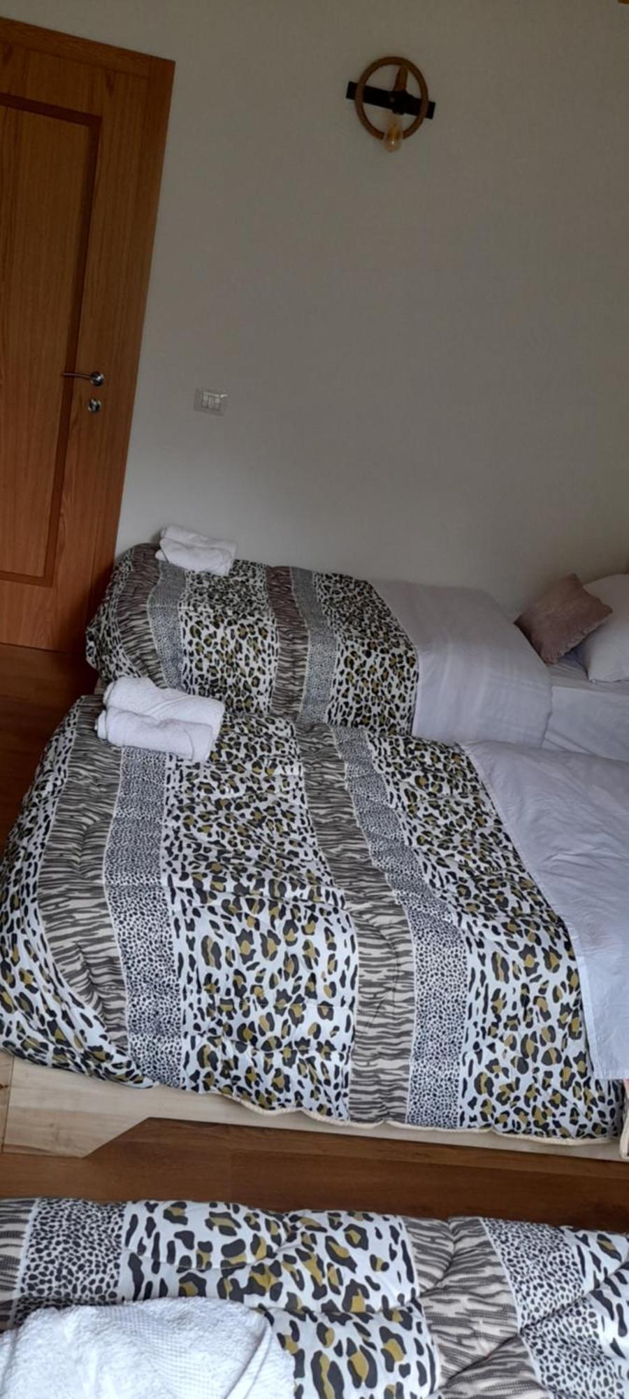 Guesthouse Dritan Tethorja Theth Phòng bức ảnh